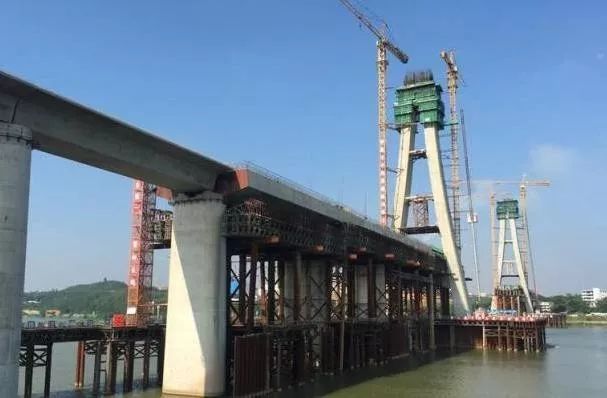 于都大桥最新动态，桥梁建设进步与成长之路展示