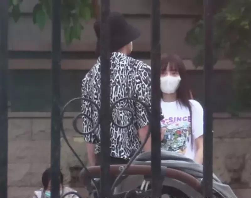 李小璐最新照片，自然之旅中的心灵平和与喜悦探索